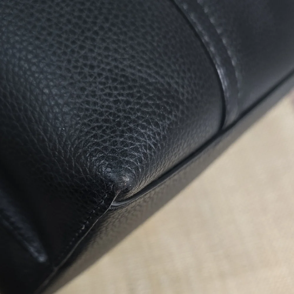 Tory Burch Black Tote EUC - Picture 4 of 14